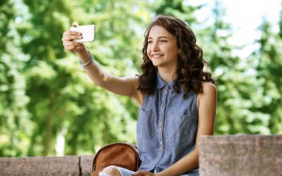 5 Emotional Reasons to Treat Acne